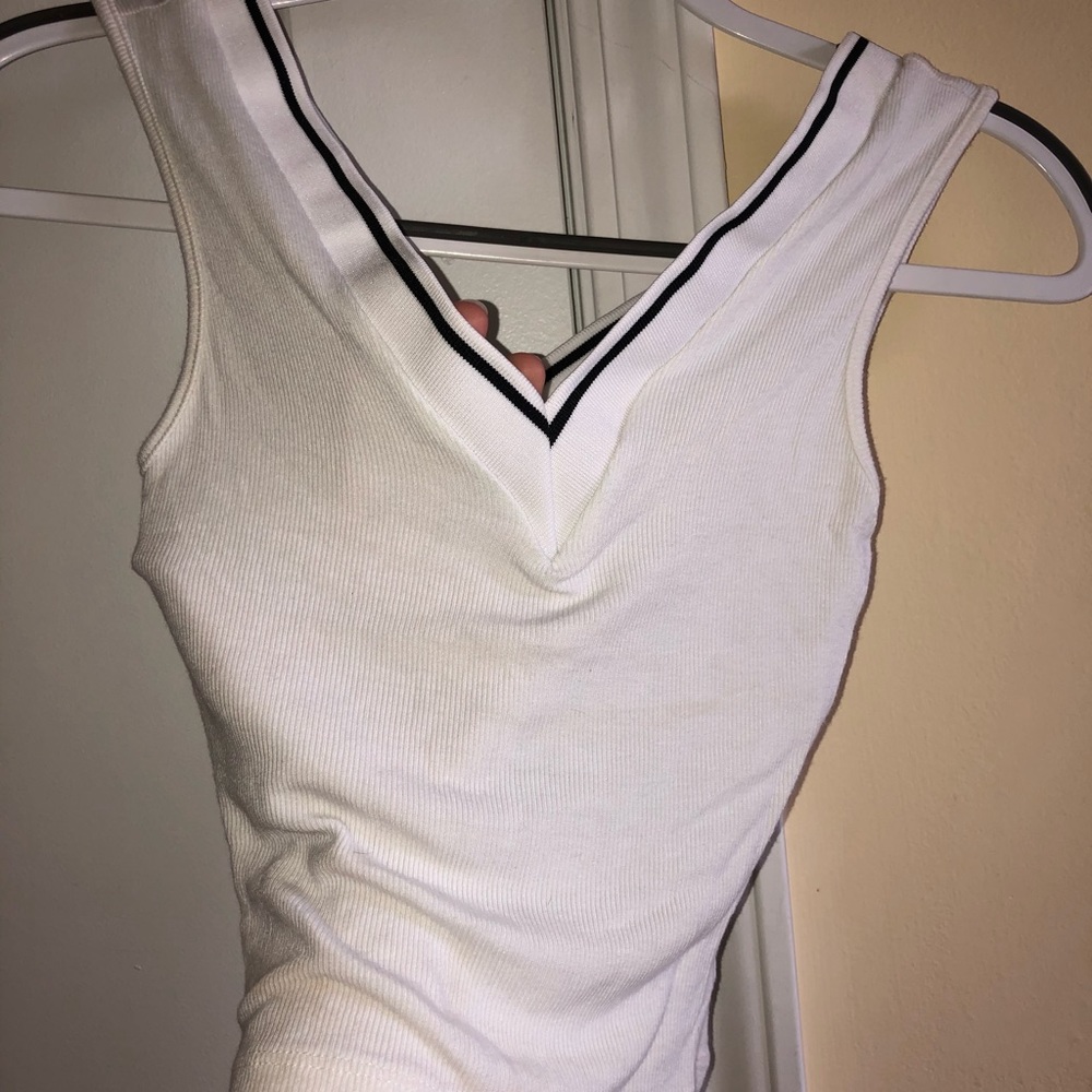 White Crop Top - Picture 4 of 4